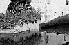 b_w-001
